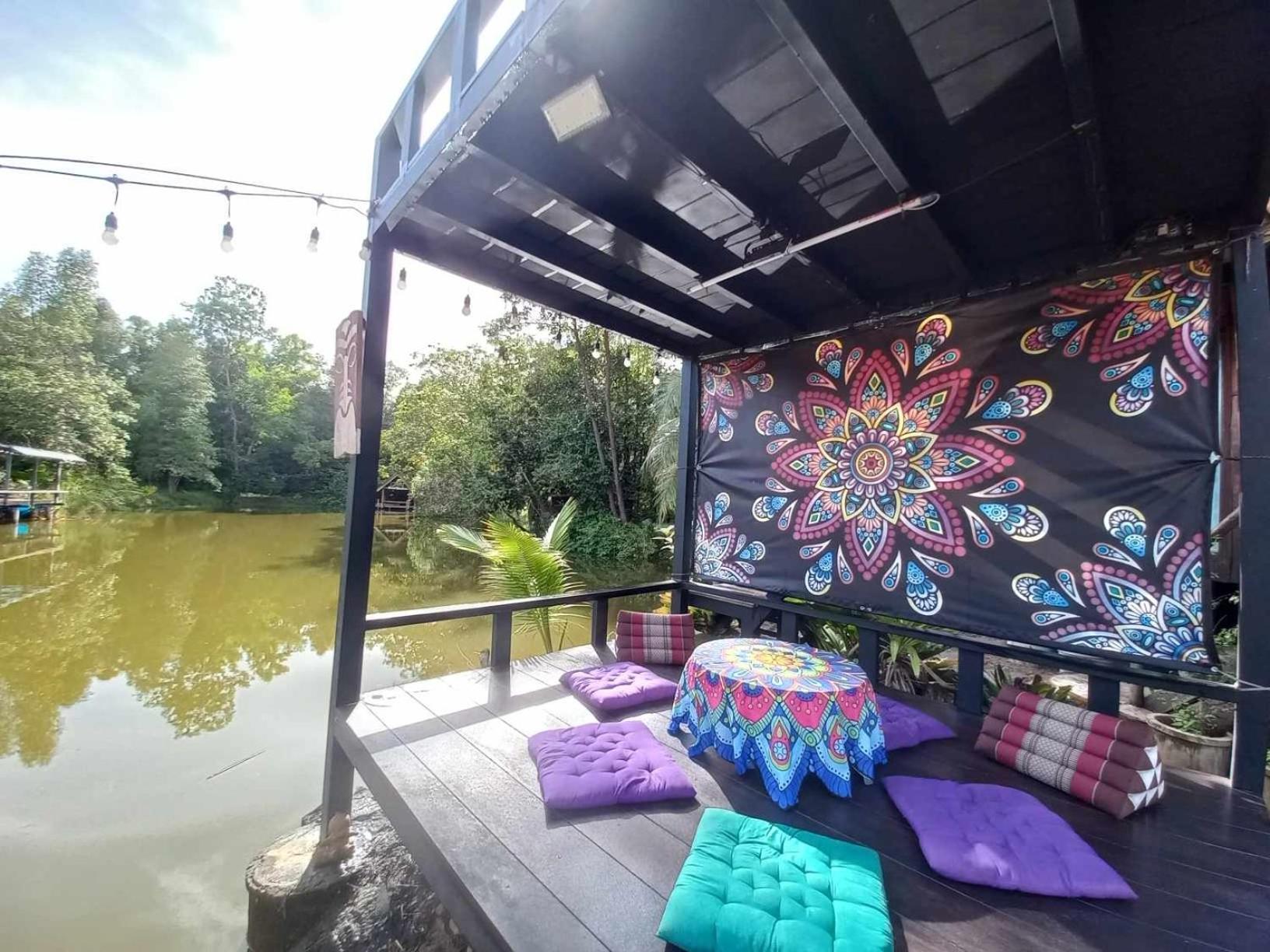 צ'ומפון Bar Horizon Hostel מראה חיצוני תמונה